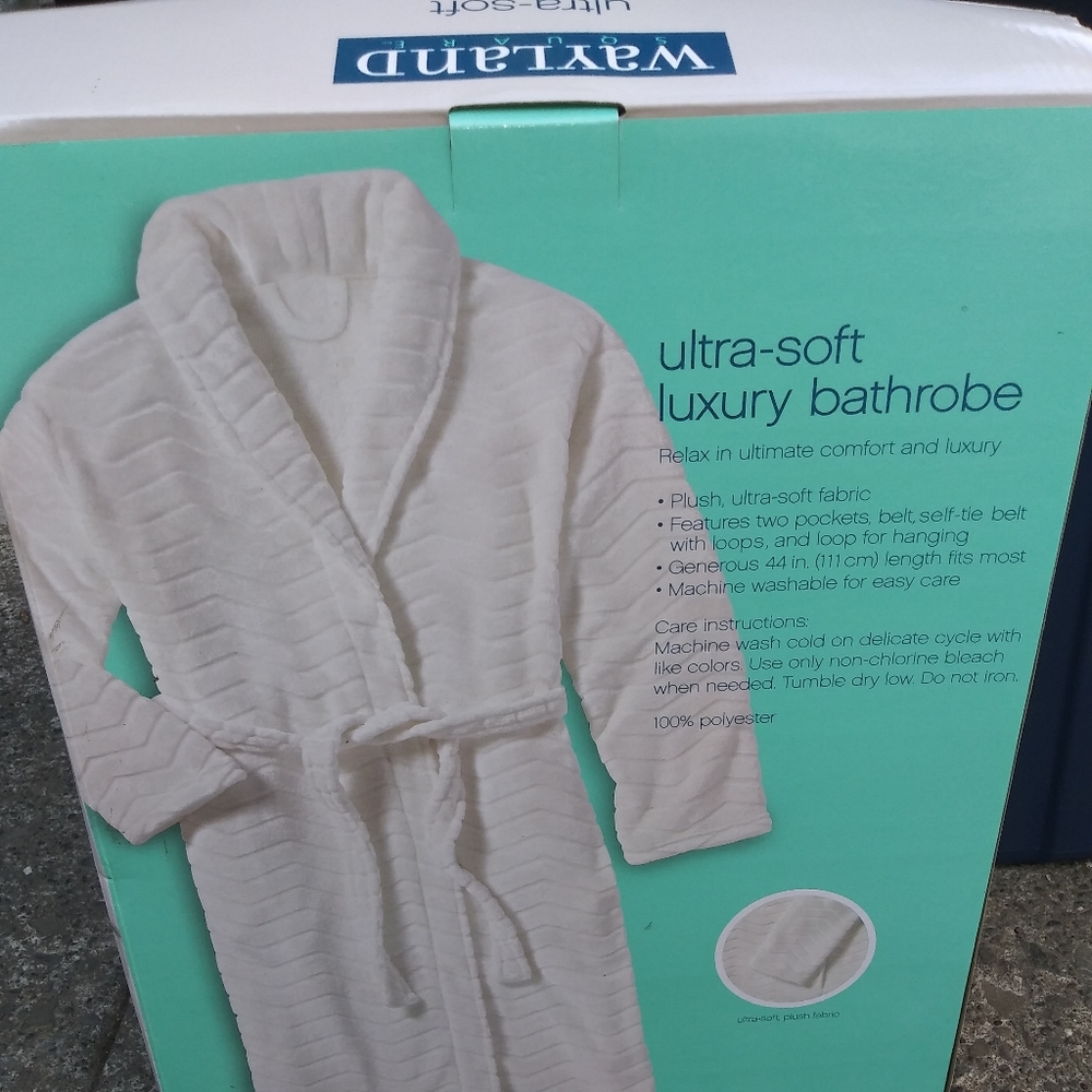 New Wayland Ultra-soft luxury bathrobe